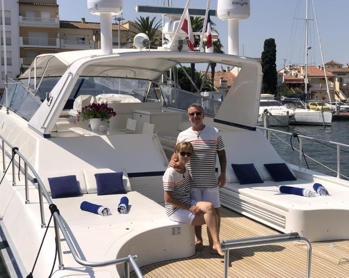 Home Sweet Boat - Chambres D'Hotes Ampuriabrava Exterior foto